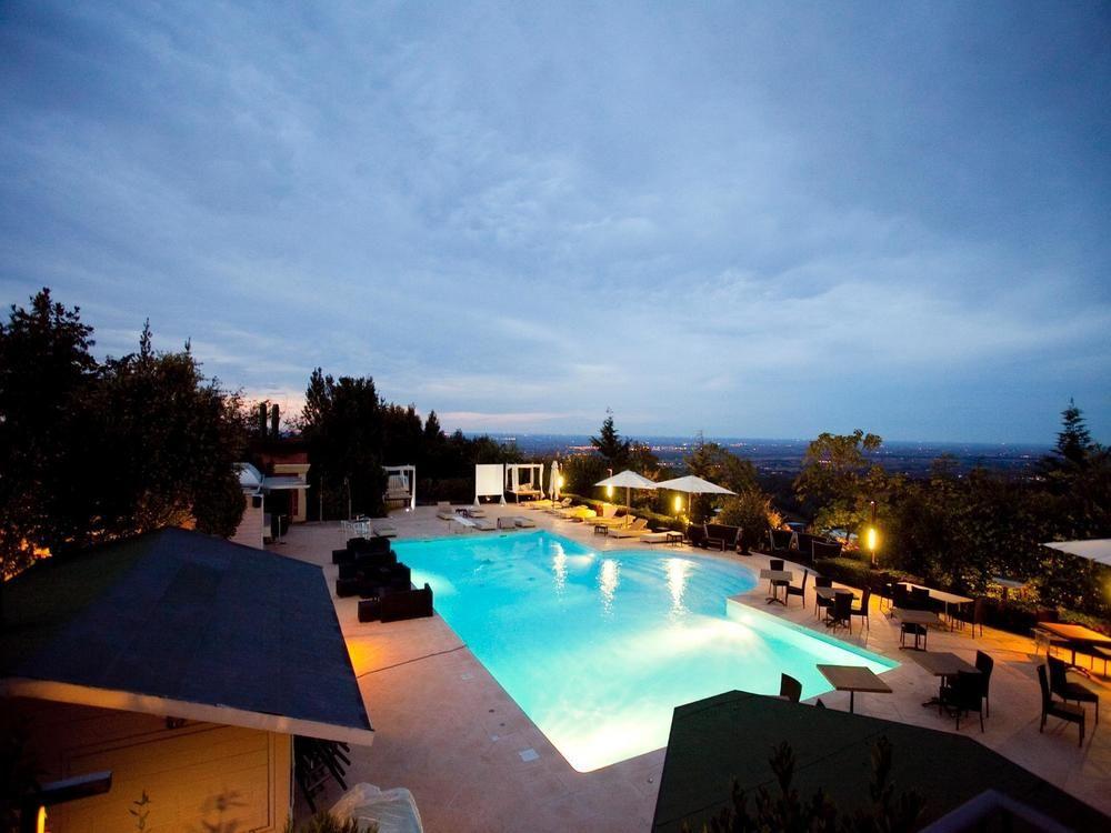 Hotel Monte Del Re Dozza Exterior foto